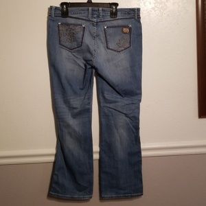 🆕🏞️ Ladies Wrangler Rock 47 Size 31" x 30"